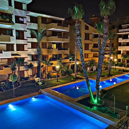 Con Piscina Y Playa Cercana En Torrevieja, Area De Punta Prima Aq-125 Apartment Punta Prima (Alicante)