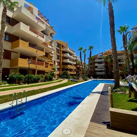 Con Piscina Y Playa Cercana En Torrevieja, Area De Punta Prima Aq-125 * Punta Prima (Alicante)