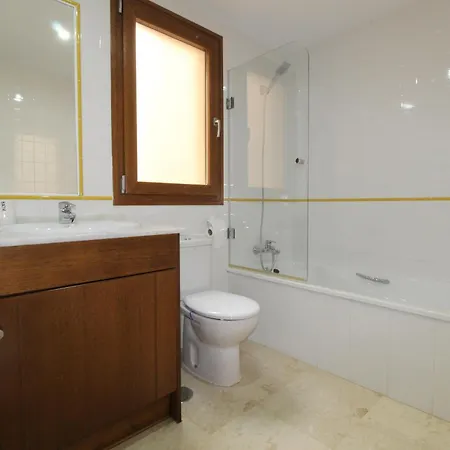 Con Piscina Y Playa Cercana En Torrevieja, Area De Punta Prima Aq-125 Punta Prima (Alicante)